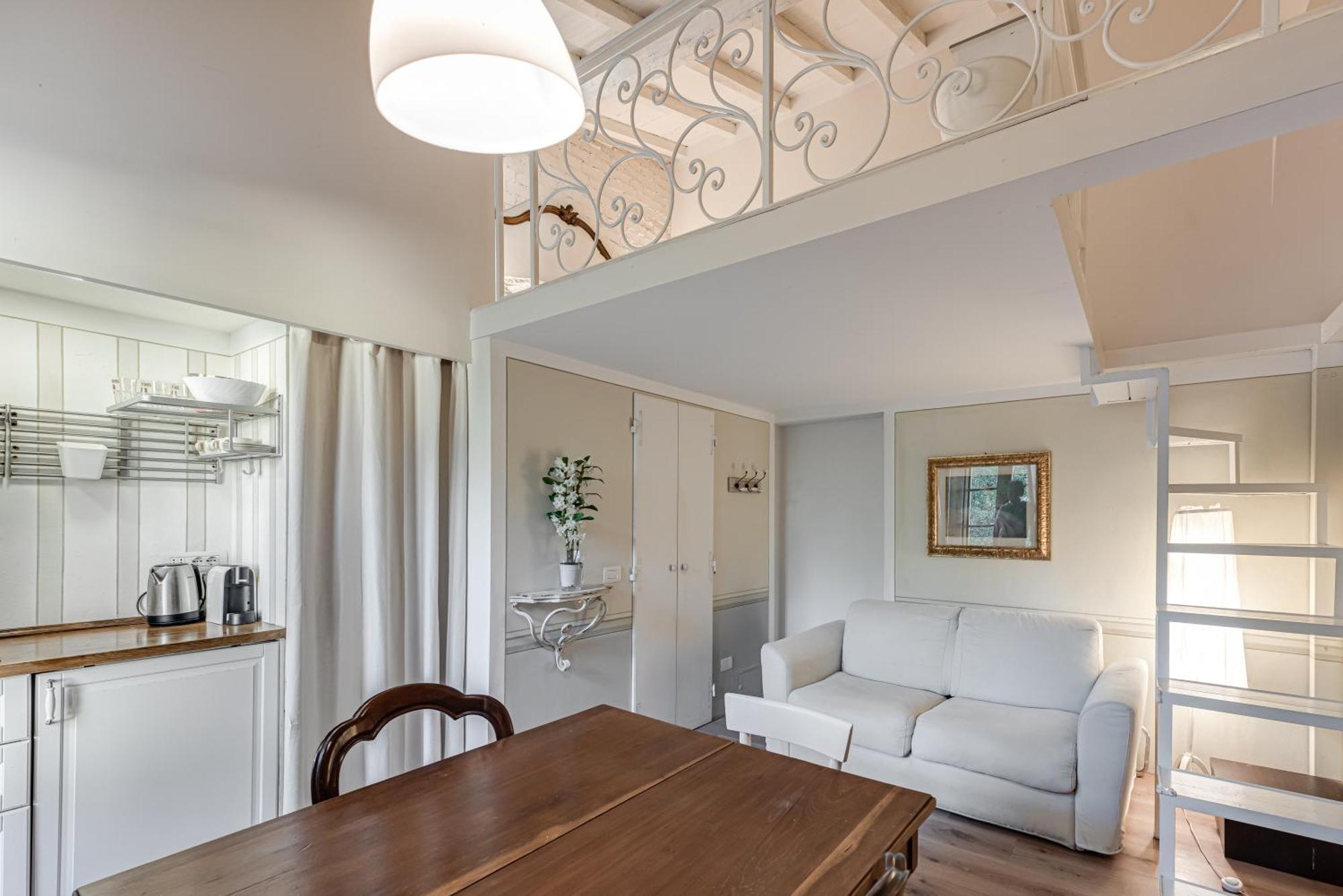 Olive Garden Loft -